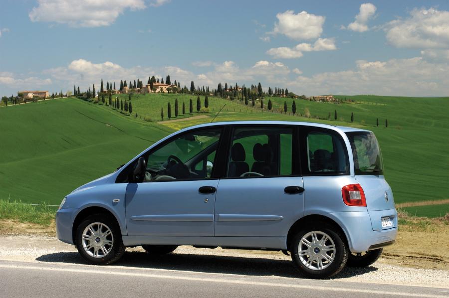  Fiat Multipla 2004 года  (WW) (фото 20 из 44)